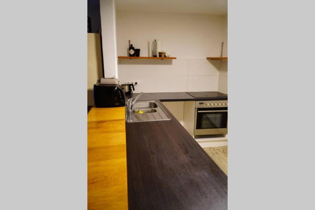 Gemuetliche 3-Zkb Wc Souterrainwohnung In Bestlage Hamburgo Exterior foto